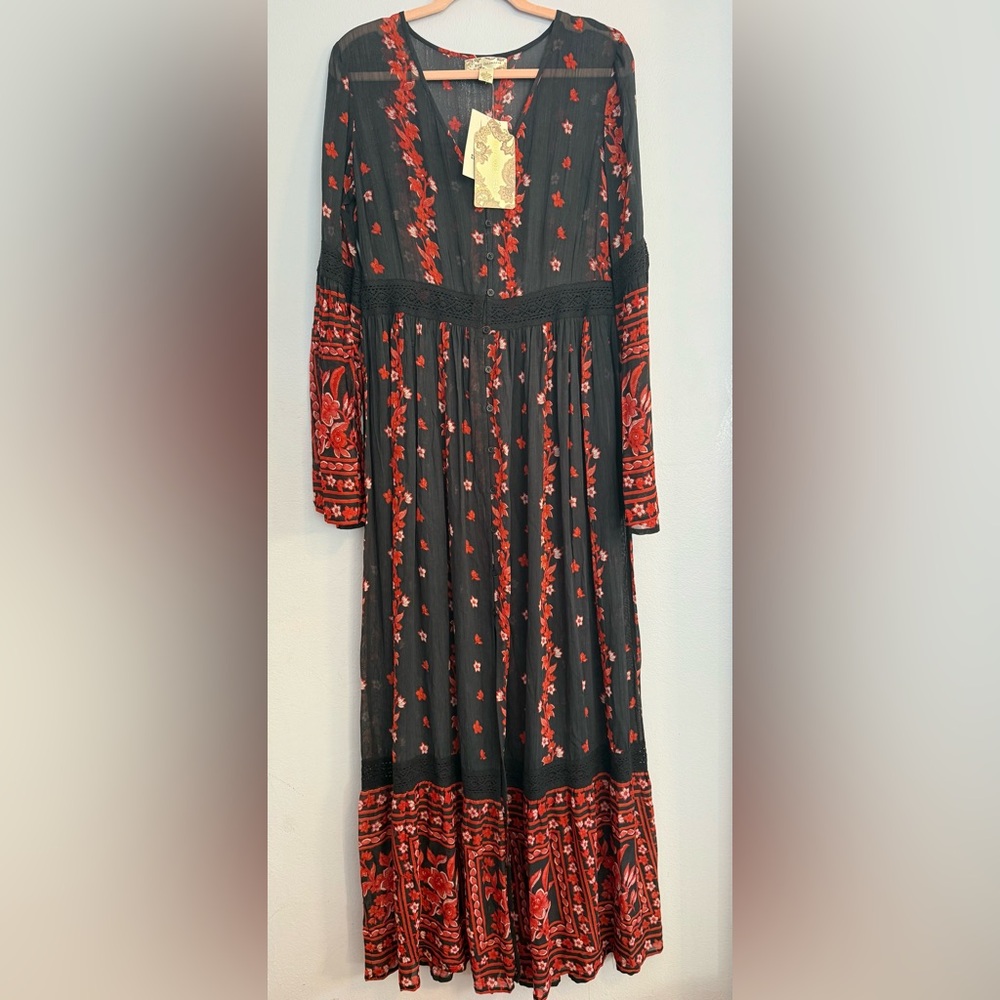 Band of Gypsies Size Small Black and Red Long Sleeve Sheer Maxi Dress